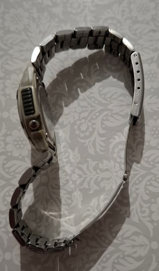 Reloj Casio - plateado y blanco