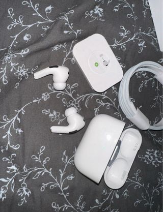 Apple AirPods Pro - Cuffie Bluetooth Bianche
