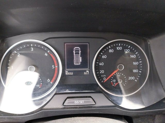 Volkswagen Crafter 30 Furgón Batalla Media L3H2 2.0 TDI EU6 SCR FWD BMT 103 kW (140 CV) 6 Vel. 3000 kg 