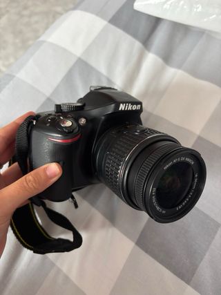 Nikon D5200 - Cámara réflex digital