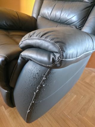 Sillón relax piel negra reclinable