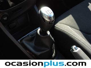 Renault Clio Limited 1.2 16v 55 kW (75 CV)