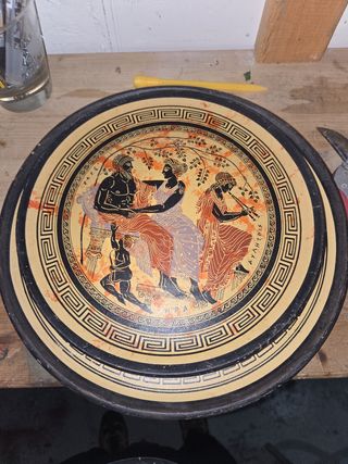 Plato Decorativo Griego ceramica terracota
