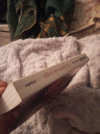 Mi diario de yoga (Spanish Edition)