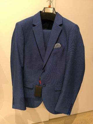 Traje azul hombre M (48-50)