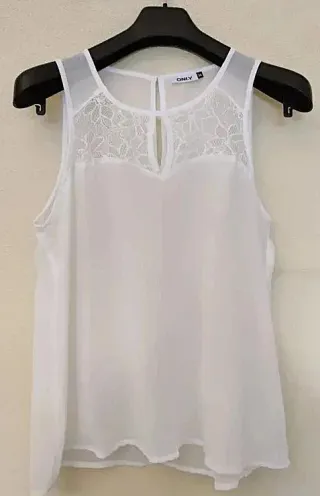 Blusa ONLY blanca talla S