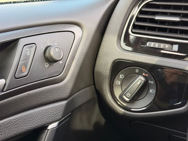 VOLKSWAGEN Golf GTI Performance 2.0 TSI 180kW(245CV) DSG