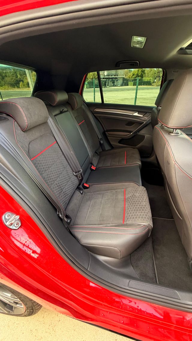 VOLKSWAGEN Golf GTI Performance 2.0 TSI 180kW(245CV) DSG