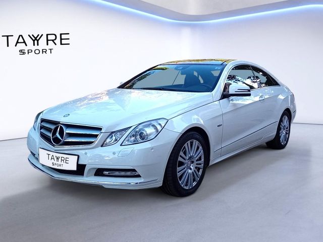 Mercedes-Benz Clase E Coupé E 250 CGI Blue Efficiency Avantg.