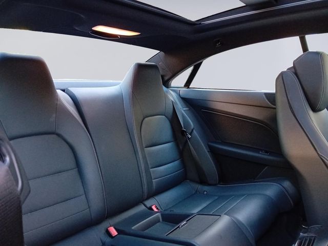 Mercedes-Benz Clase E Coupé E 250 CGI Blue Efficiency Avantg.