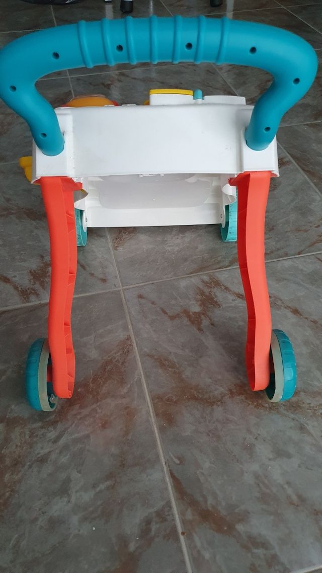 Andador musical bebé