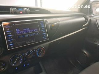 Toyota Hilux 2.4 D4D Cabina Doble GX 