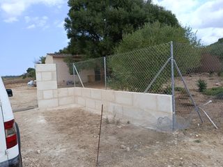 Cerramiento finca - bloques hormigón