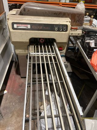 Máquina de bandejas Waldyssa Elixa Plus