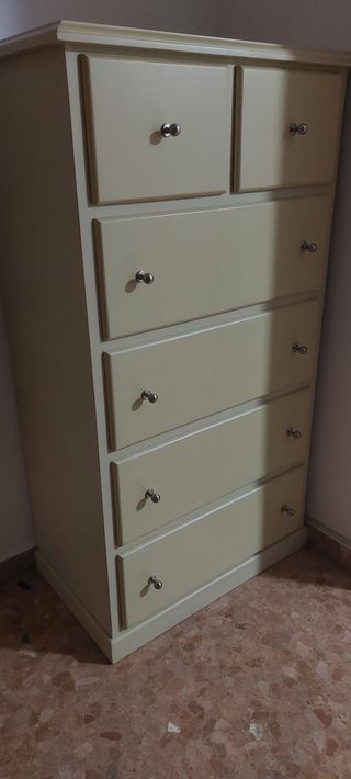 Cómoda vintage de madera - beige