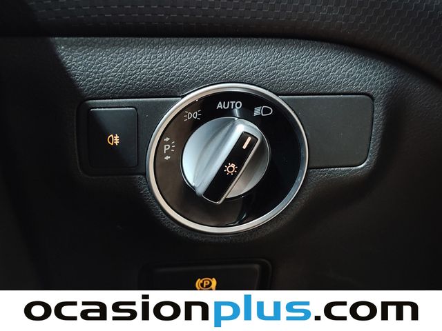 Mercedes-Benz Clase A 180 CDI Blue Efficiency Urban 80 kW (109 CV)