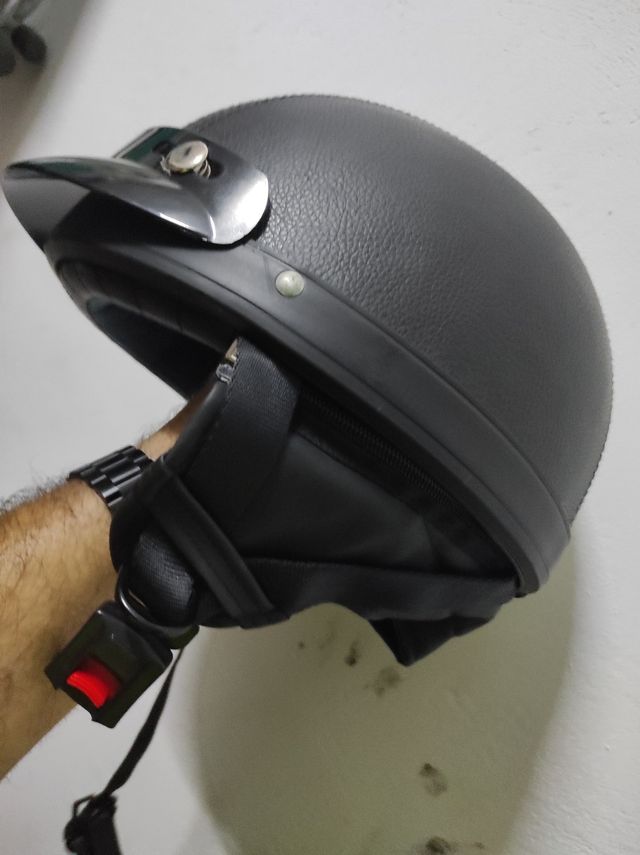 Casco moto negro mate