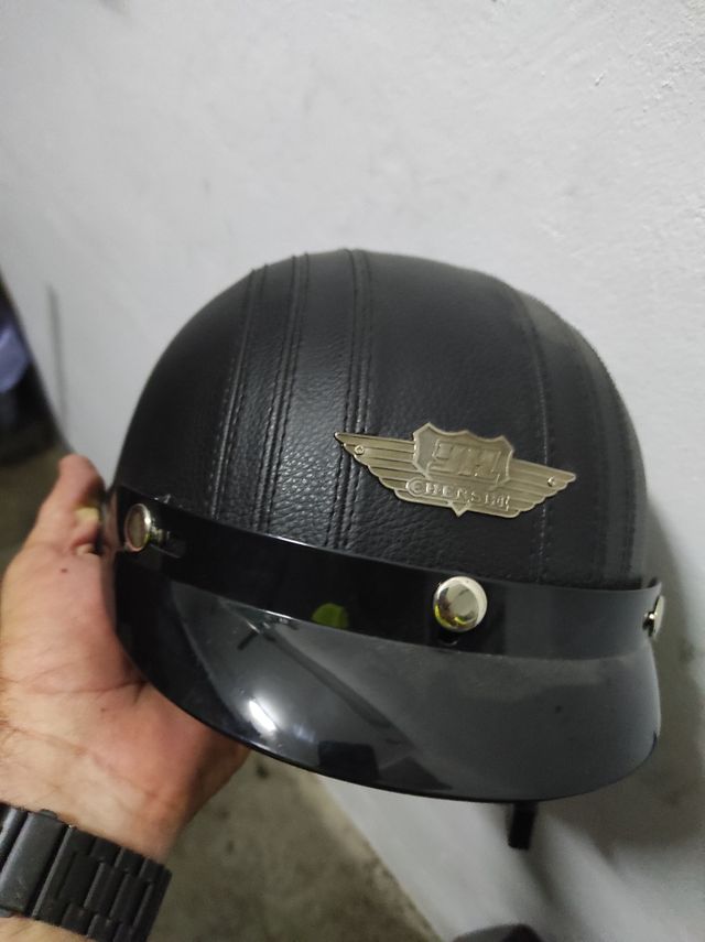 Casco moto negro mate