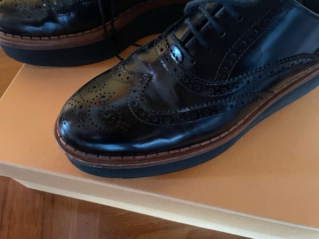 Tod’s - scarpe stringate nere