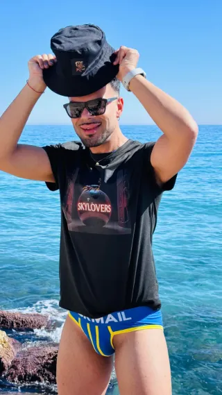Gorro Pescador Negro - Exclusivo escorpión oro