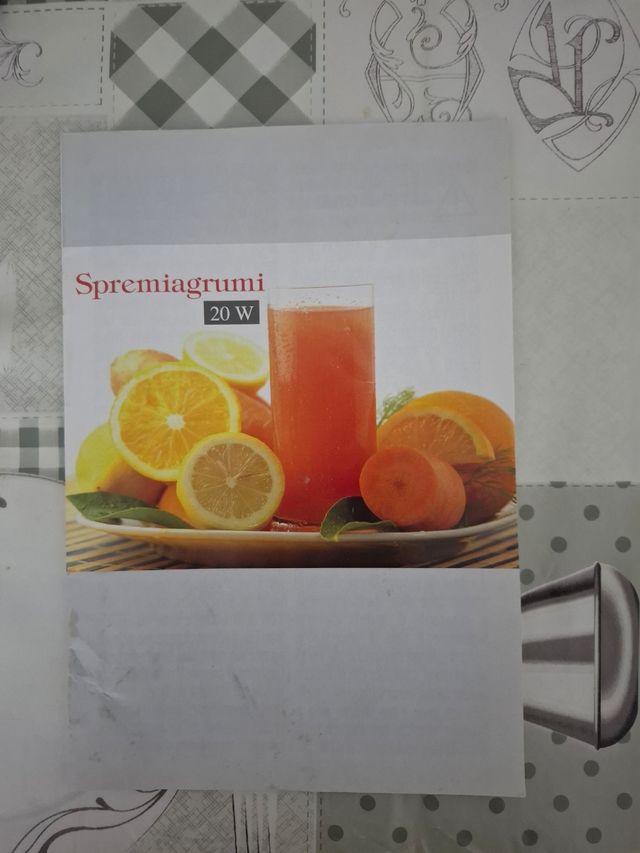 Spremiagrumi elettrico - Electrolux