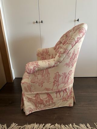 Sillón antiguo tapizado