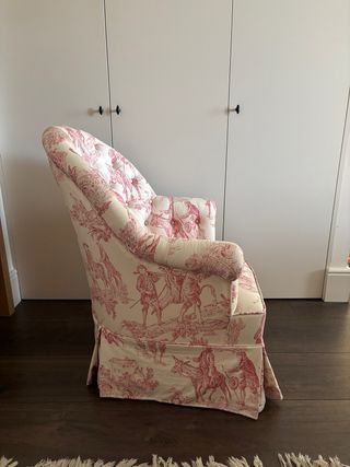 Sillón antiguo tapizado