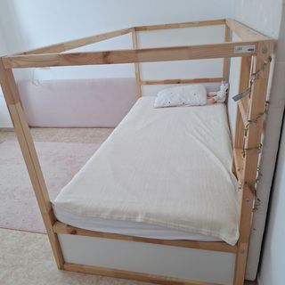 Cama infantil Kura + dosel diseño marino 90x200
