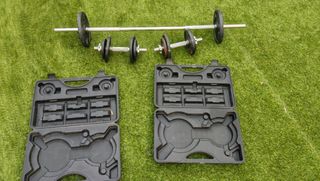 Mancuernas y barra fitness