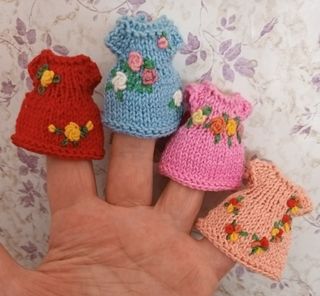 Vestido Muñeca Miniatura Tejido