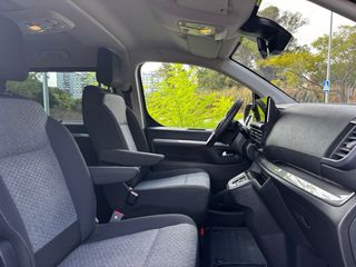 Peugeot Traveller 2025