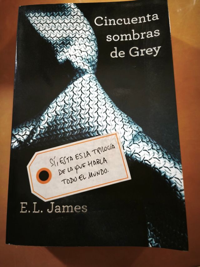 CINCUENTA SOMBRAS DE GREY