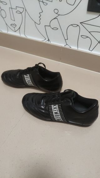 Zapatillas Bikkembergs 37 negras y plata