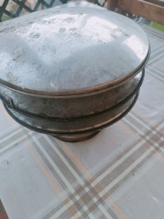 Sombrerete chimenea metálico.
