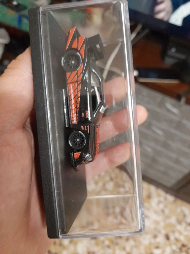 Hot Wheels Nissan Skyline R32 custom