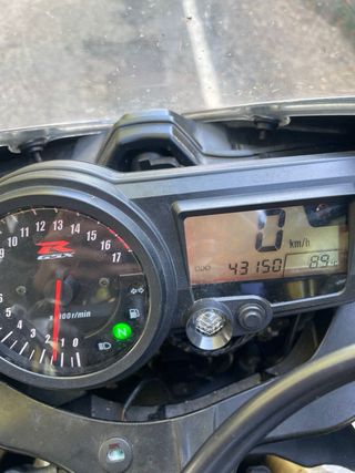Suzuki GSXR 600 K5 - Moto