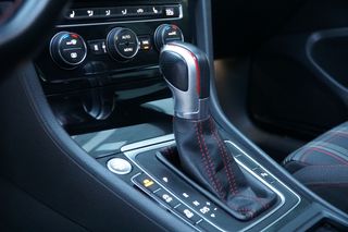 Volkswagen Golf GTI DSG 230CV 2018