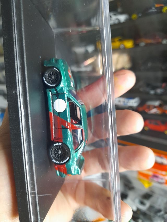 Hot Wheels BMW E30 Verde custom