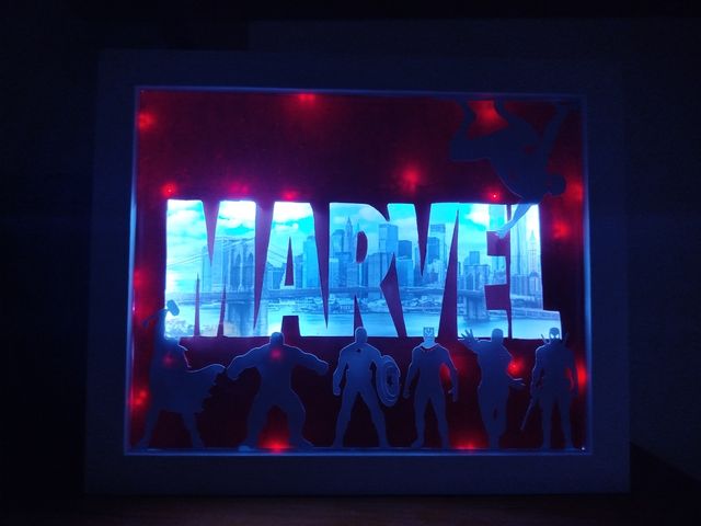 Cuadro Marvel: Superhéroes. Con Luz.