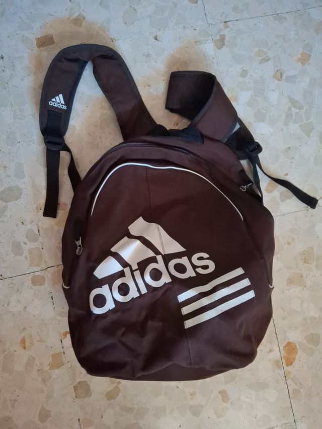 Mochila Adidas Marrón