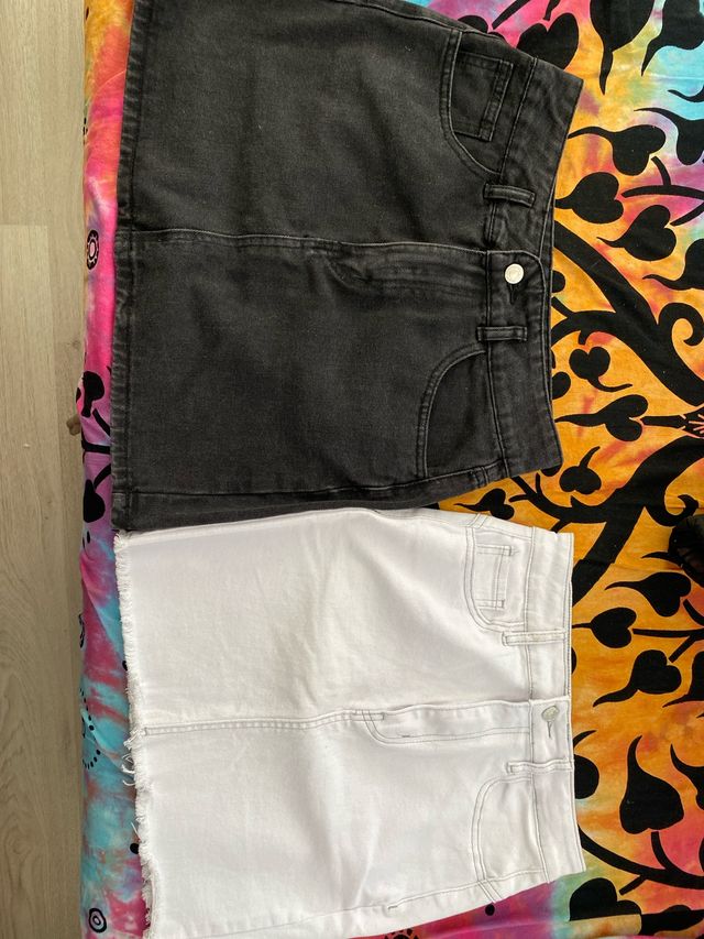 2 gonne jeans elasticizzato: nera & bianca