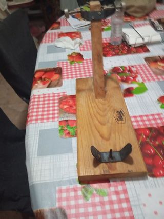 Jamonero madera rústico