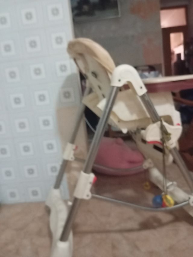 Trona bebé plegable