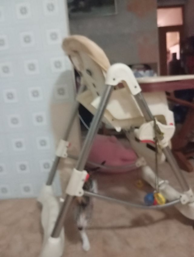 Trona bebé plegable