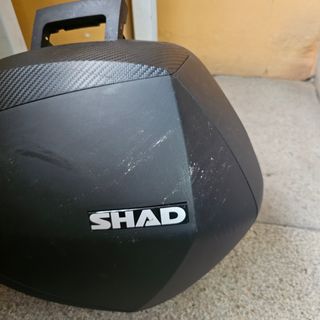 Maleta Shad SH36 derecha