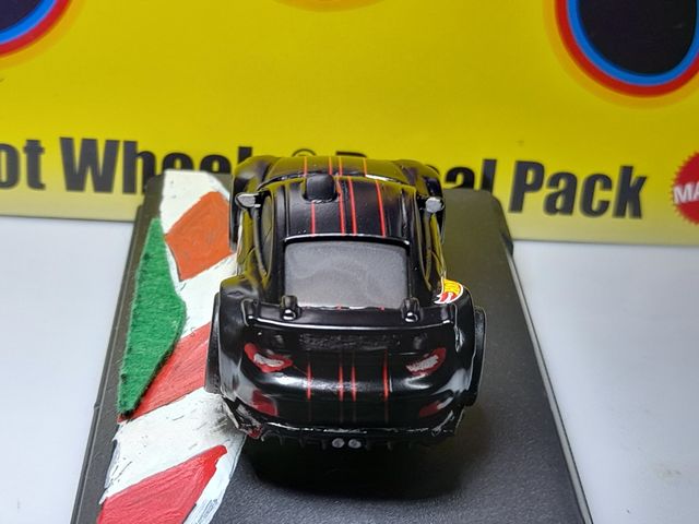 Hot Wheels Porsche 911 GT3 #3 custom