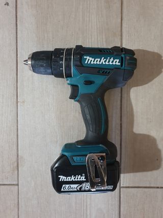Taladro percutor Makita 18v