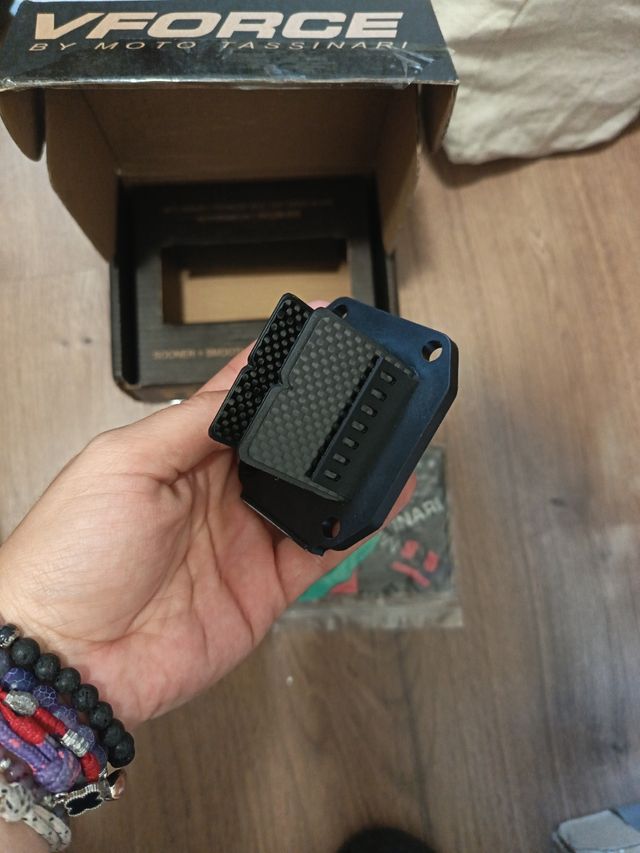 Válvula Moto Tassinari VForce3 Yamaha