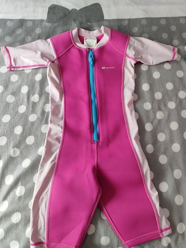 Traje neopreno niña 6 años, medidas en fotos