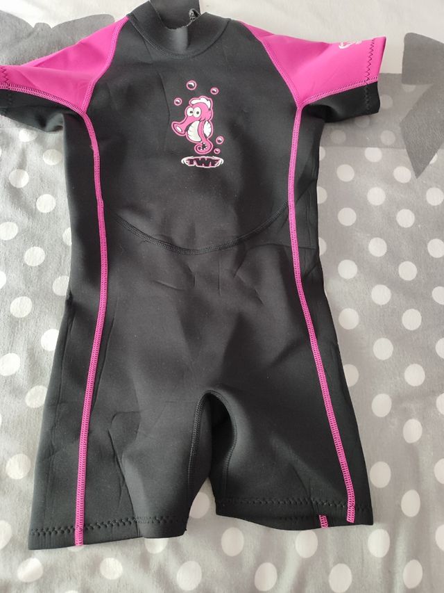 Traje neopreno niña, medidas en fotos